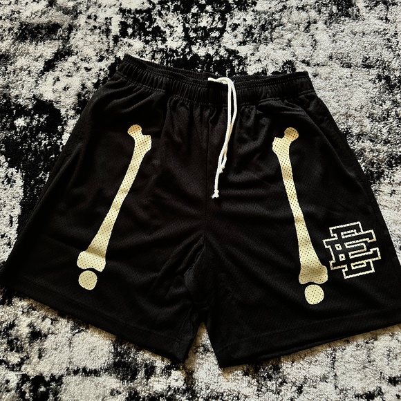 ERIC EMANUEL BASIC SHORTS BONE PRINT AUTHENTIC - Picture 1 of 6